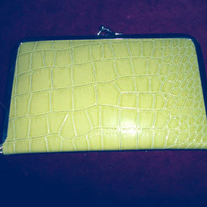 wallet /clutch Lime Green Mock Croc purse  Lk NEW